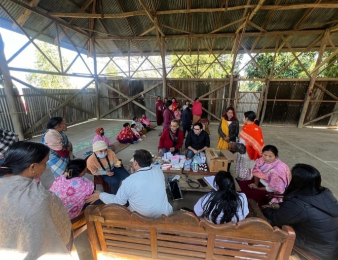 *डाक्टर आन स्ट्रीट (दोस्त ) की टीम ने मणिपुर के हिंसा प्रभावित क्षेत्रों के राहत शिविरों में स्वास्थ्य सेवाएँ दी*